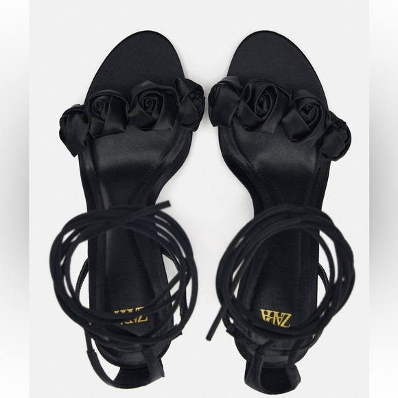 🖤ZARA FLORAL HIGH HEELED SANDALS - Picture 8 of 8